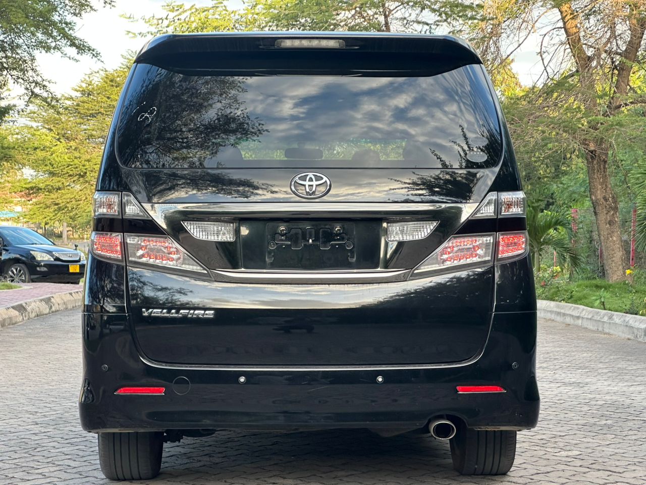 VELLFIRE thumbnail 2